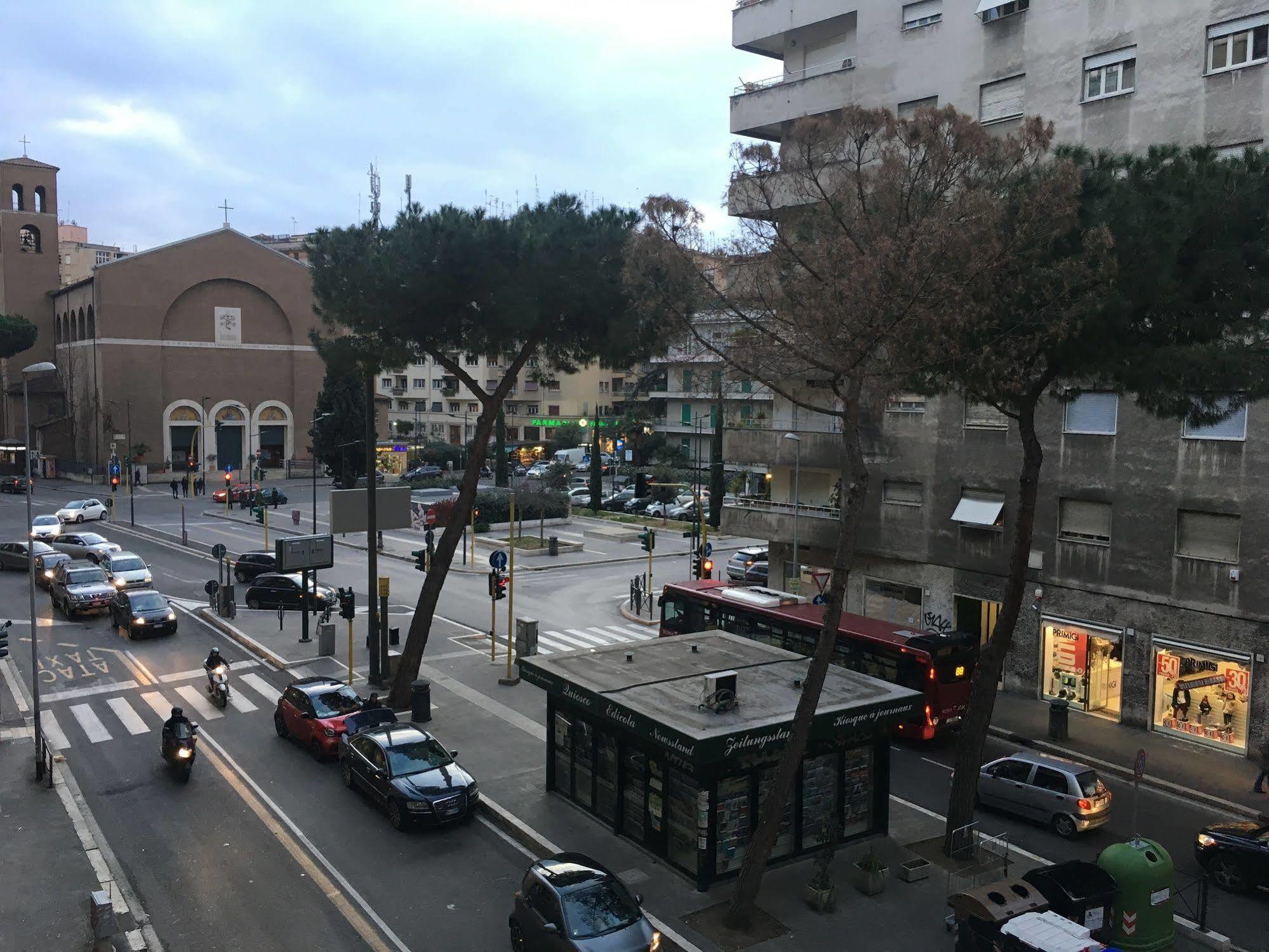 阿维克莫伊罗马酒店 外观 照片